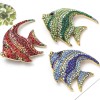 broche multicolore aroa en forme de poisson