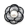broche noire camélia soléa en tissu et perle