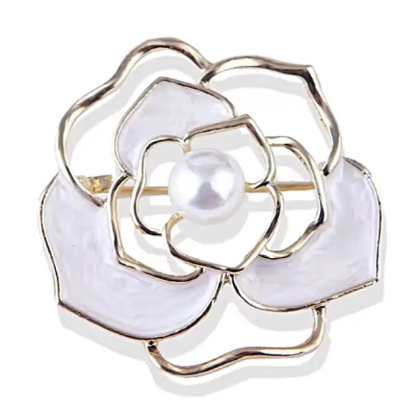 broche camélia frieda en forme de fleur