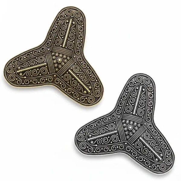 broche viking knut argentée et dorée