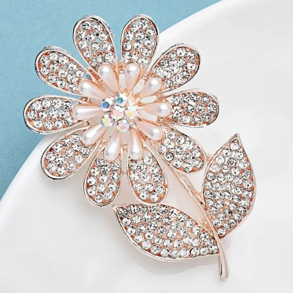 broche strass fleur rosalia marguerite