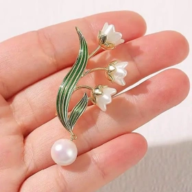 broche mariage fleur apolline émaillée