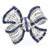 Broche fantaisie forme nœud style Art Déco avec strass bleu modèle Victoria