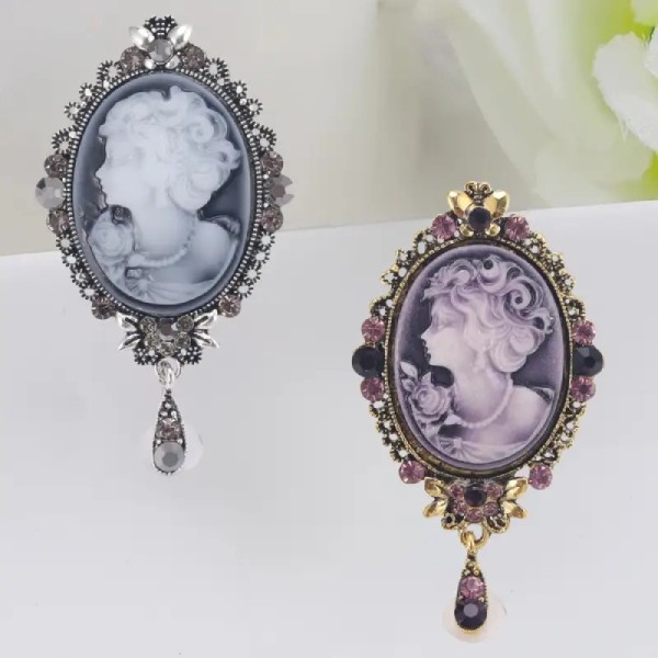 broche camée solène style baroque