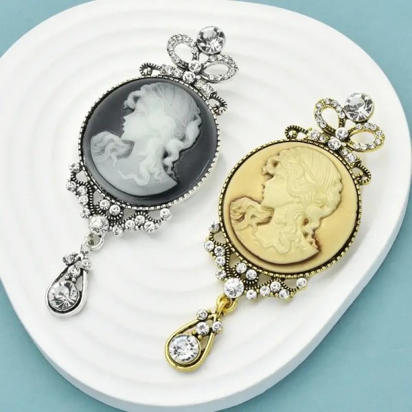 broche camée femme aurelia
